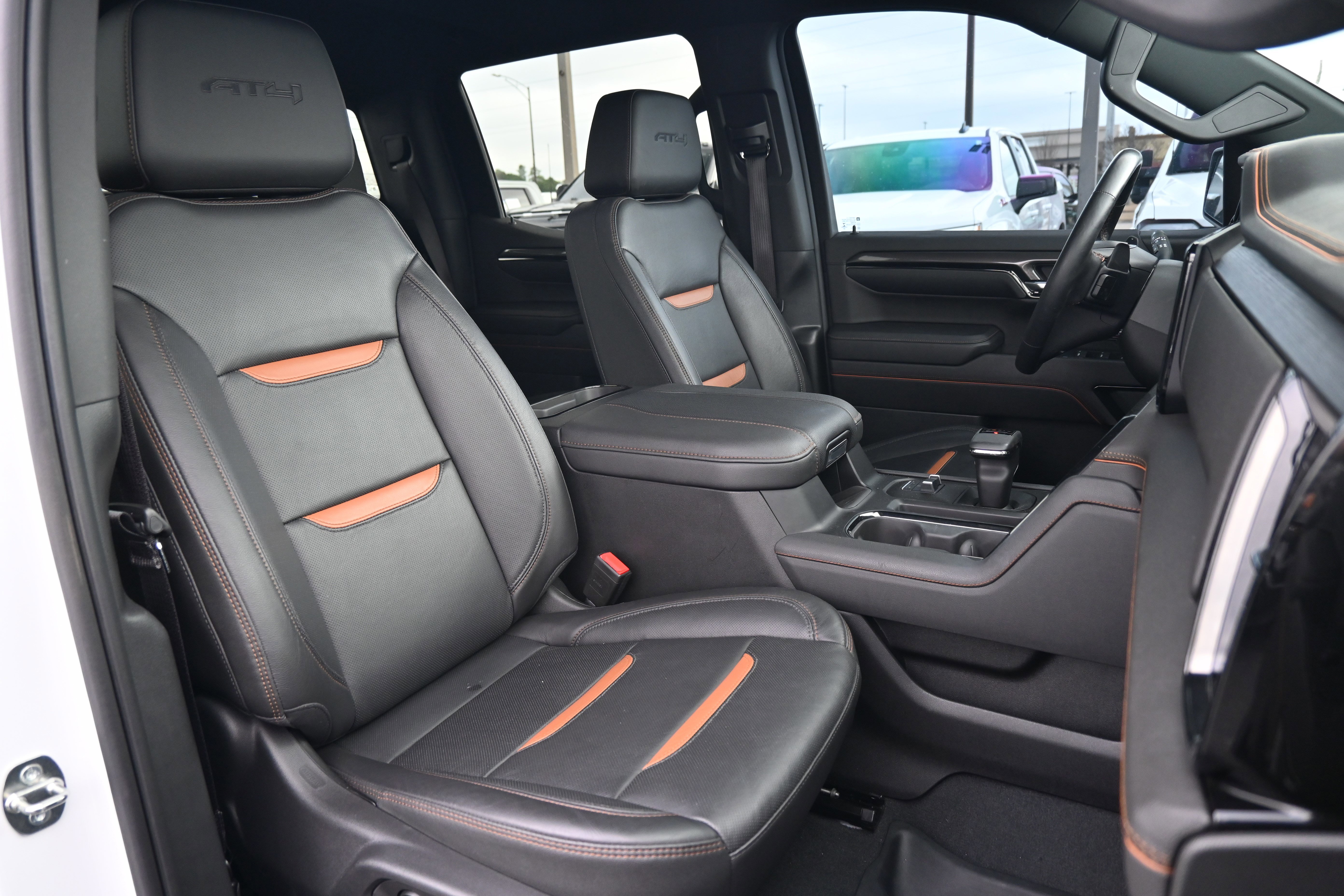 Used 2023 GMC Sierra 1500 AT4 w/ AT4 Premium Package image 19