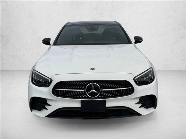 Used 2021 Mercedes-Benz E 350 4MATIC Sedan image 2