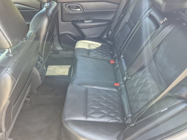Certified 2023 Nissan Rogue Platinum w/ Platinum Premium Package AWD/4WD image 22