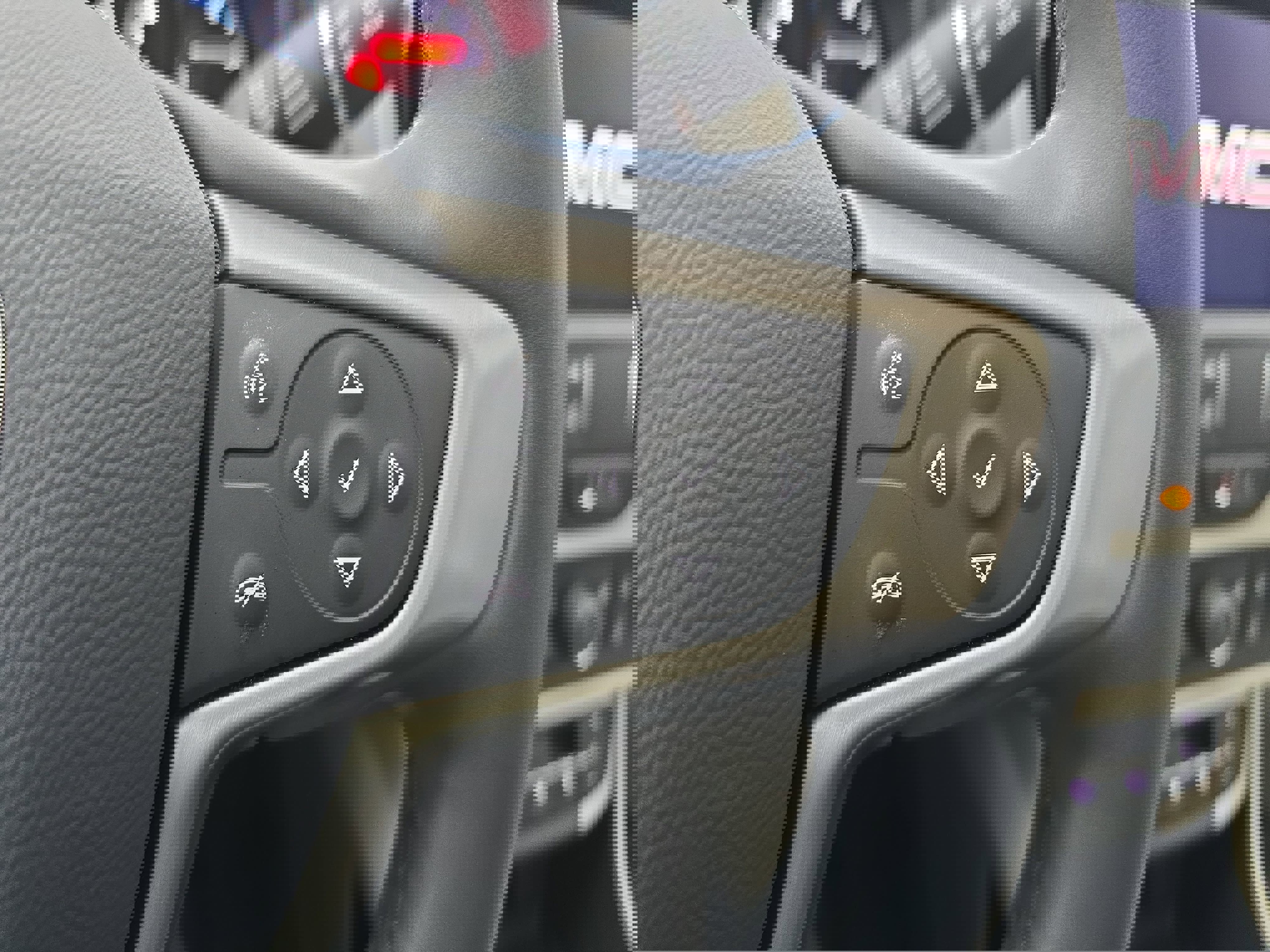 Used 2024 GMC Terrain Denali w/ Denali Premium Package image 18