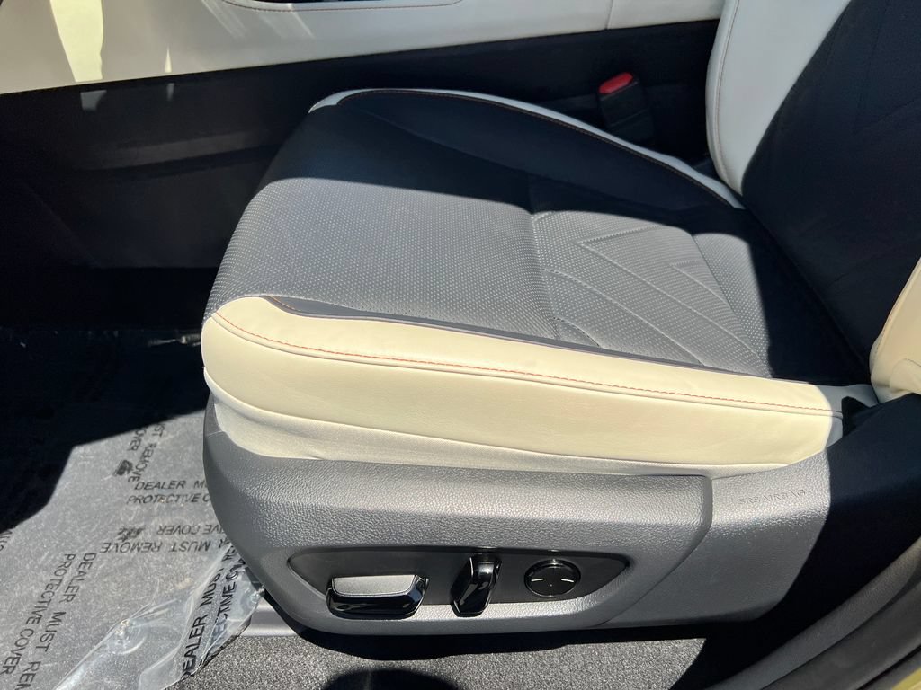 Used 2023 Lexus NX 450h+ AWD image 15