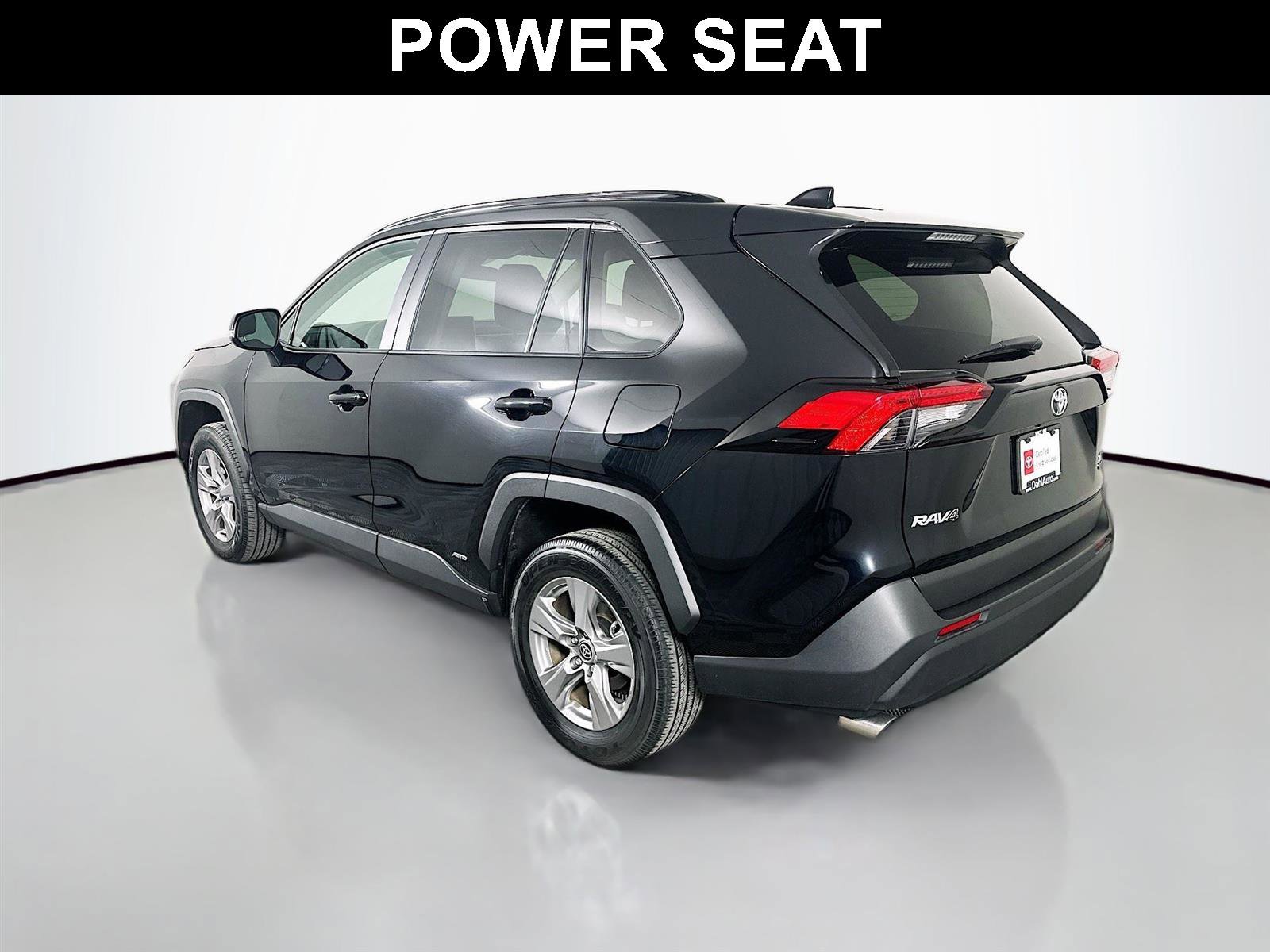 Certified 2025 Toyota RAV4 XLE image 5