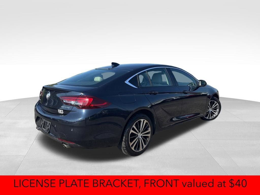 Used 2018 Buick Regal Preferred w/ Driver Confidence Package #1 FWD image 5