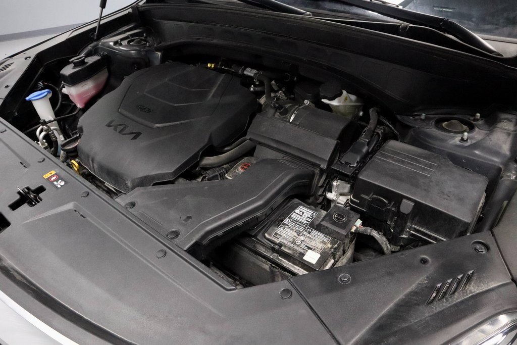 Used 2022 Kia Telluride EX w/ EX Premium Package image 17