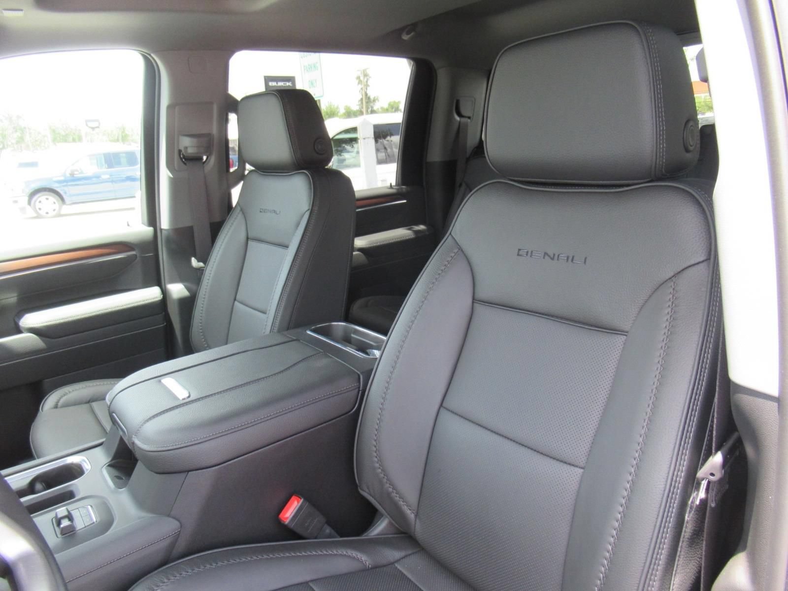 New 2026 GMC Sierra 2500 Denali w/ Denali Reserve Package AWD/4WD image 20