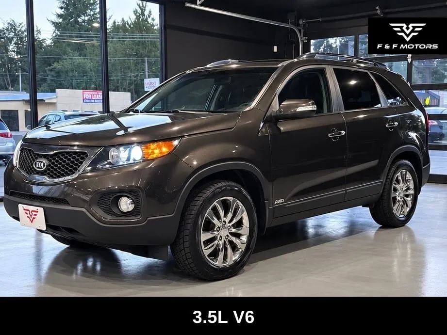 Used 2011 Kia Sorento EX w/ Premium Pkg AWD/4WD image 2