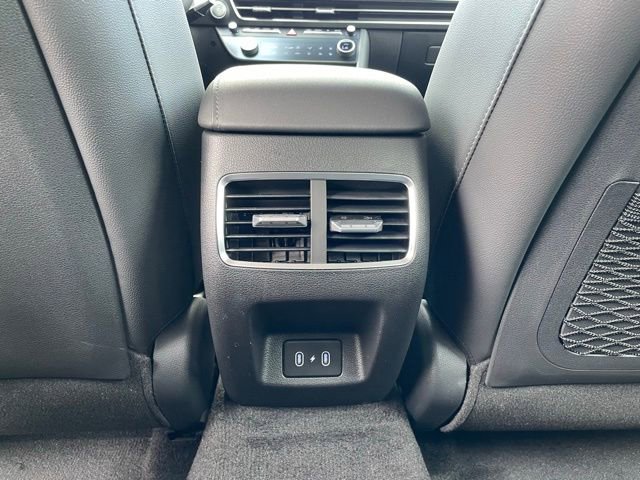 New 2025 Hyundai Sonata Limited FWD image 24