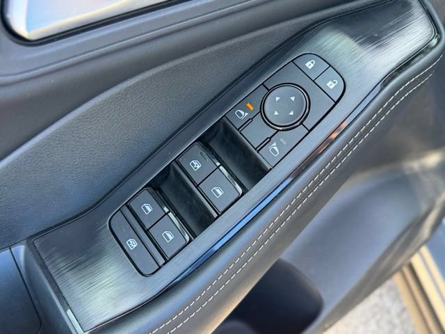 Used 2026 Nissan Rogue SV FWD image 9