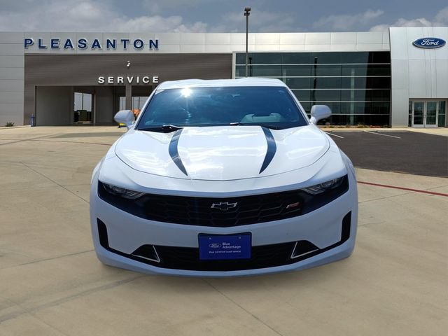 Used 2022 Chevrolet Camaro LT w/ RS Package RWD image 8