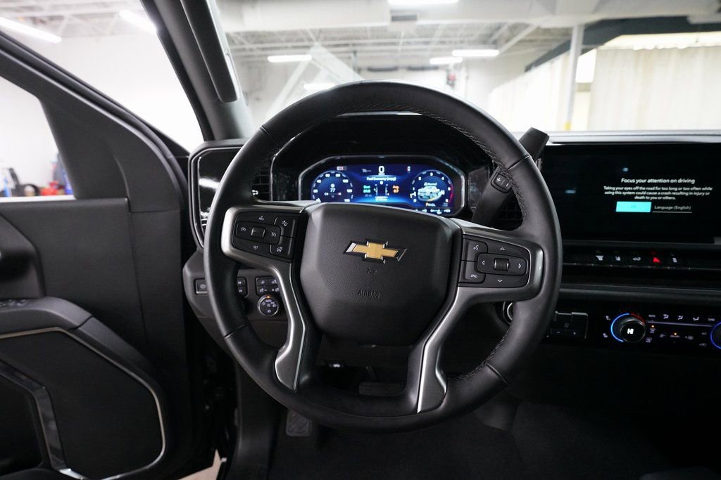 Certified 2024 Chevrolet Silverado 2500 LTZ image 4