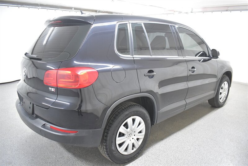 Used 2017 Volkswagen Tiguan Limited FWD image 7