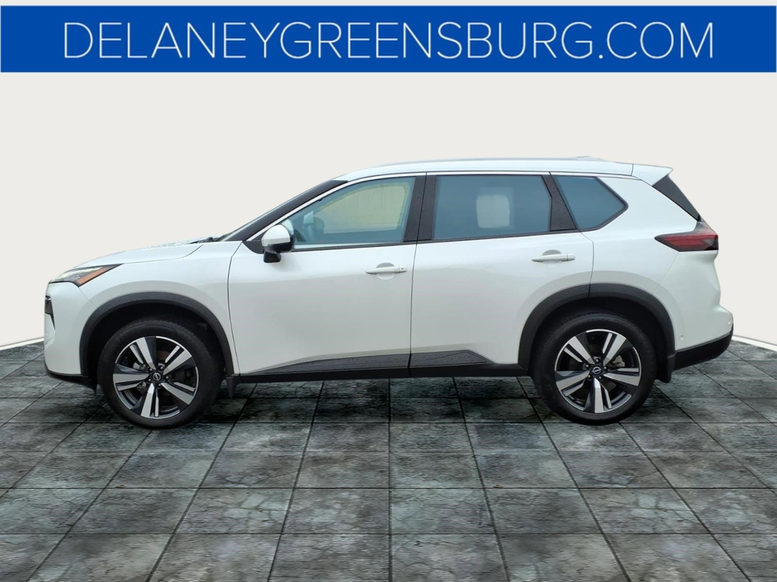 Used 2024 Nissan Rogue SL w/ SL Premium Package AWD/4WD image 6
