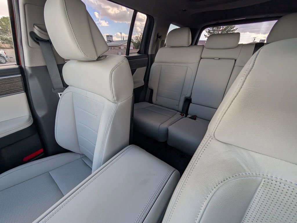 New 2025 Hyundai Santa Fe Limited image 34