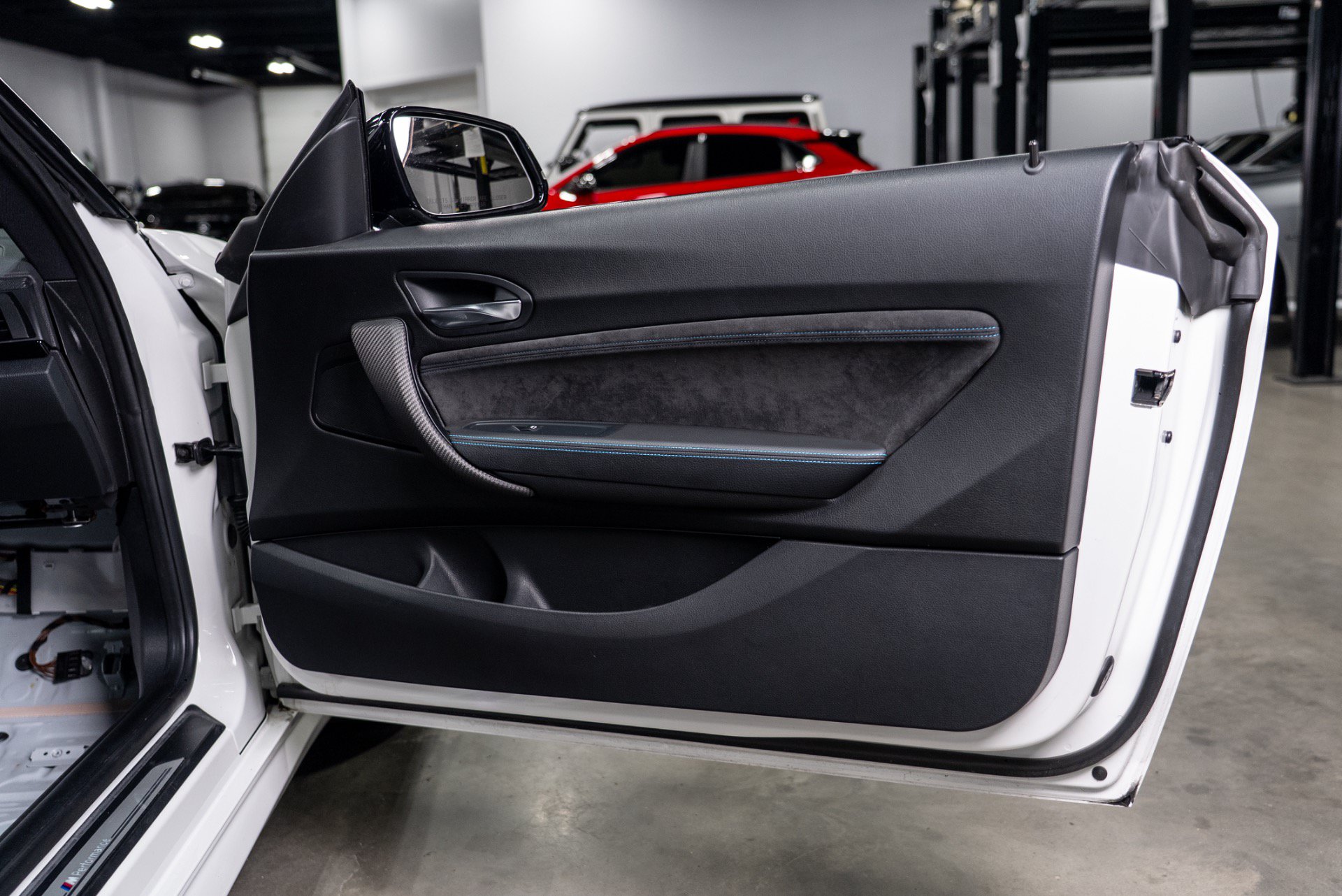 Used 2017 BMW M2 RWD image 60