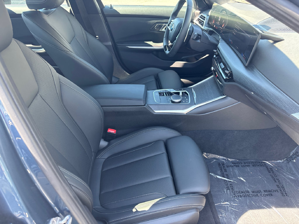 Used 2026 BMW 330i xDrive Sedan w/ Convenience Package AWD/4WD image 15