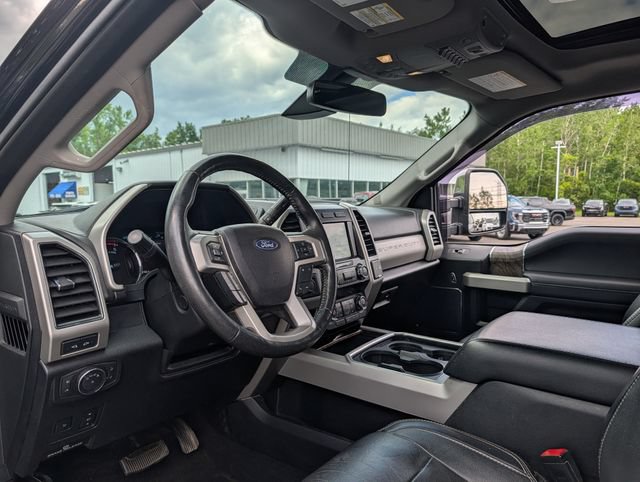 Used 2019 Ford F250 Lariat w/ Lariat Ultimate Package AWD/4WD image 16
