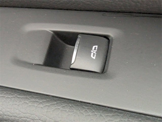 Used 2021 GMC Yukon XL Denali image 38