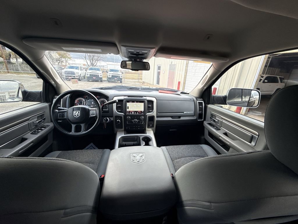 Used 2018 RAM 2500 Big Horn w/ Harvest Edition image 10