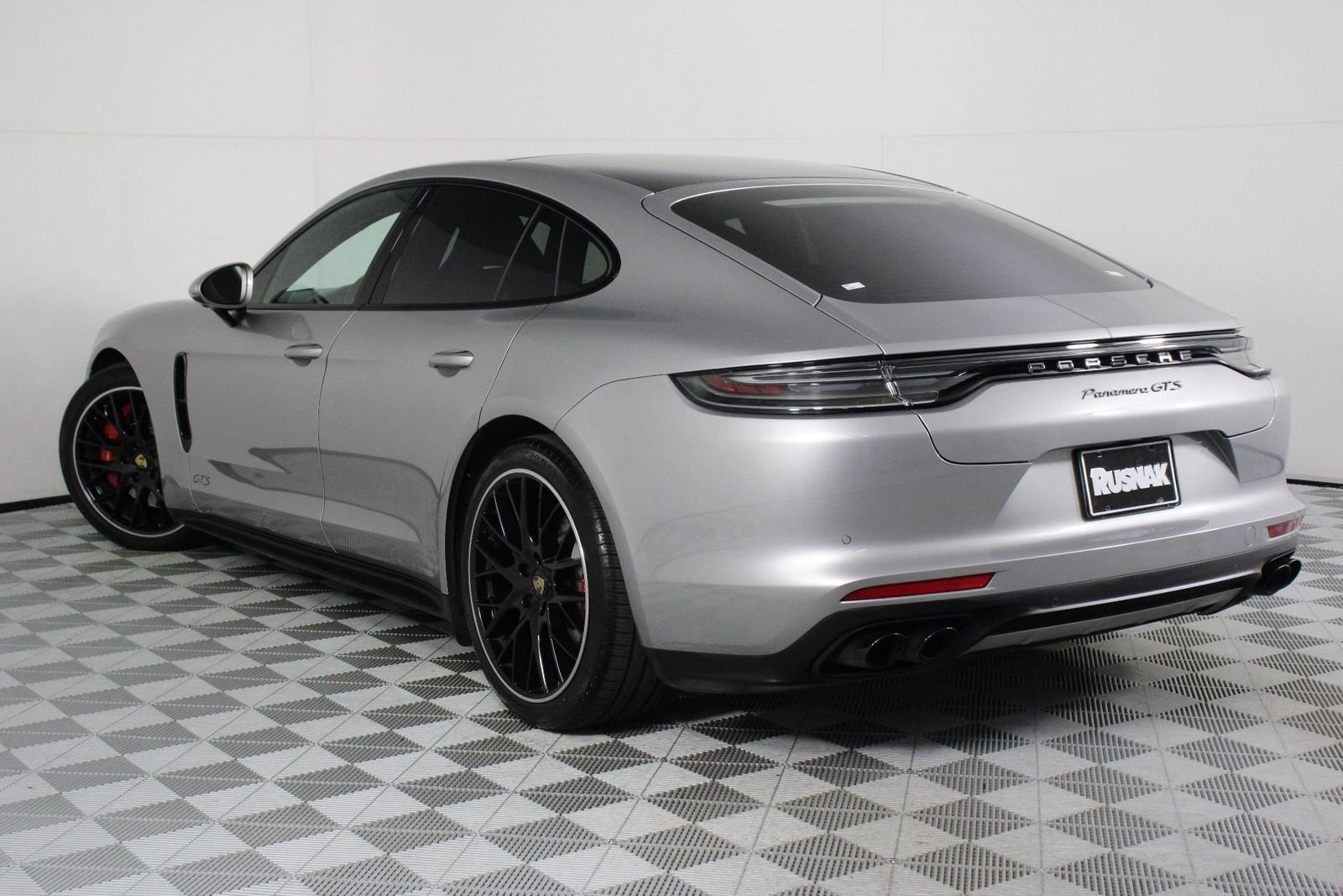 Certified 2023 Porsche Panamera GTS AWD/4WD image 3