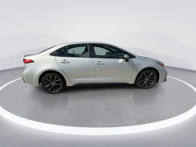 Used 2023 Toyota Corolla XSE FWD image 9