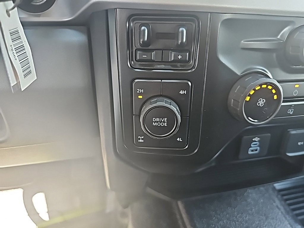 New 2026 Ford F250 4x4 Crew Cab Super Duty image 18