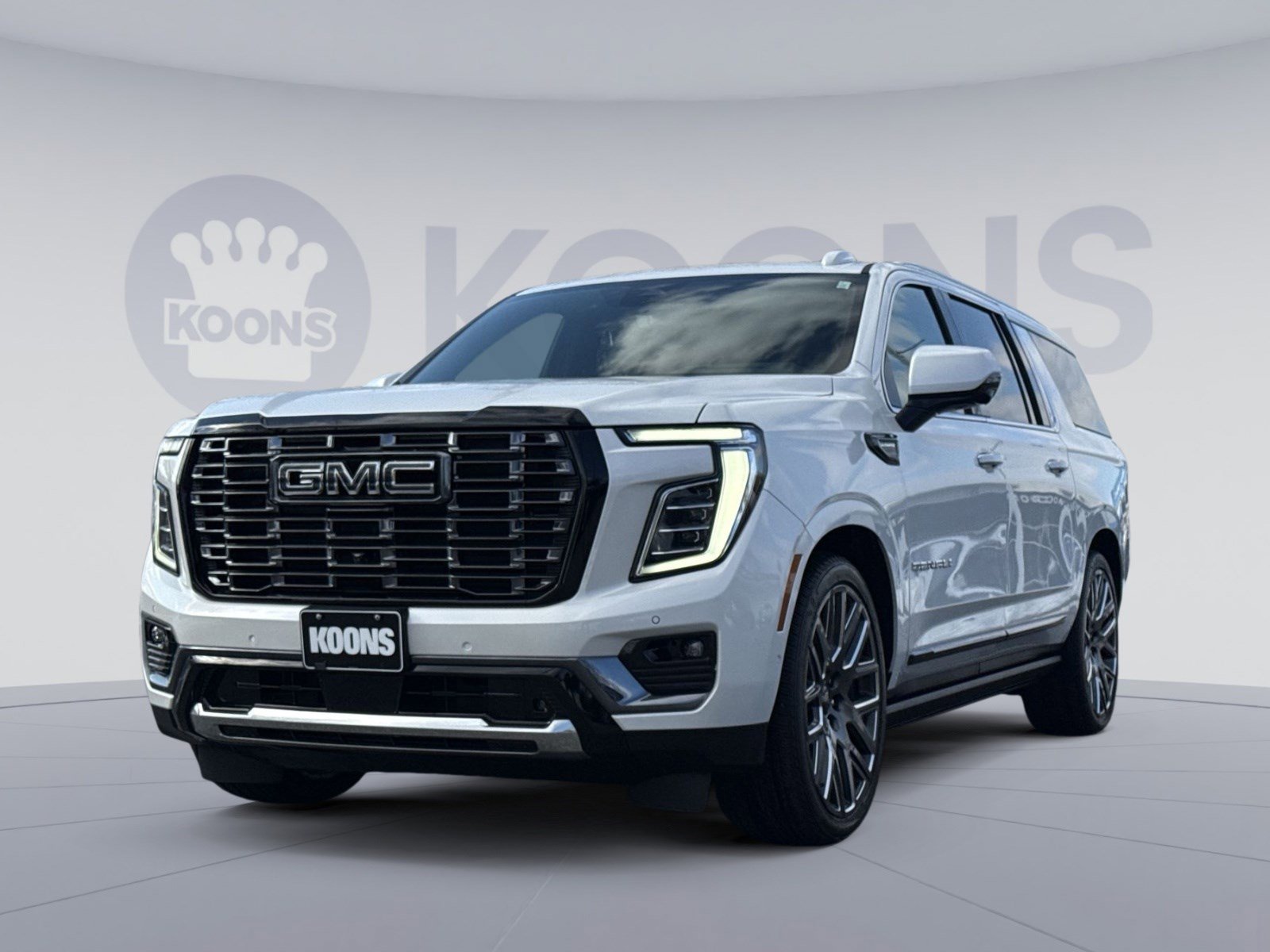 Used 2025 GMC Yukon XL Denali Ultimate w/ LPO, Illumination Package