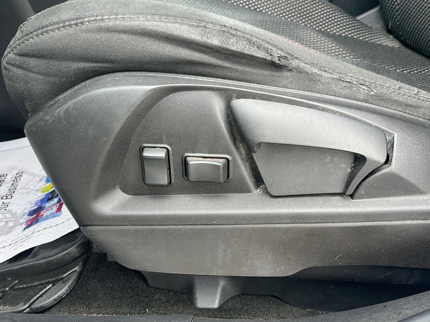 Used 2017 Chevrolet Equinox LS image 23