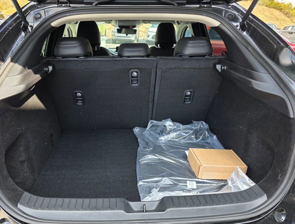 New 2025 MAZDA CX-30 AWD 2.5 S w/ Select Sport Pkg image 6