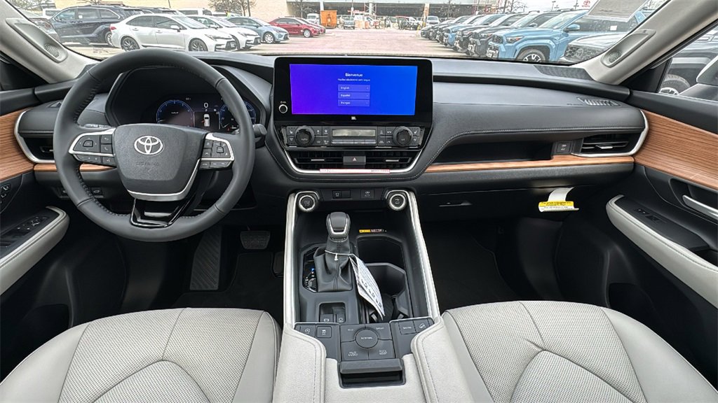 New 2026 Toyota Grand Highlander Limited image 24