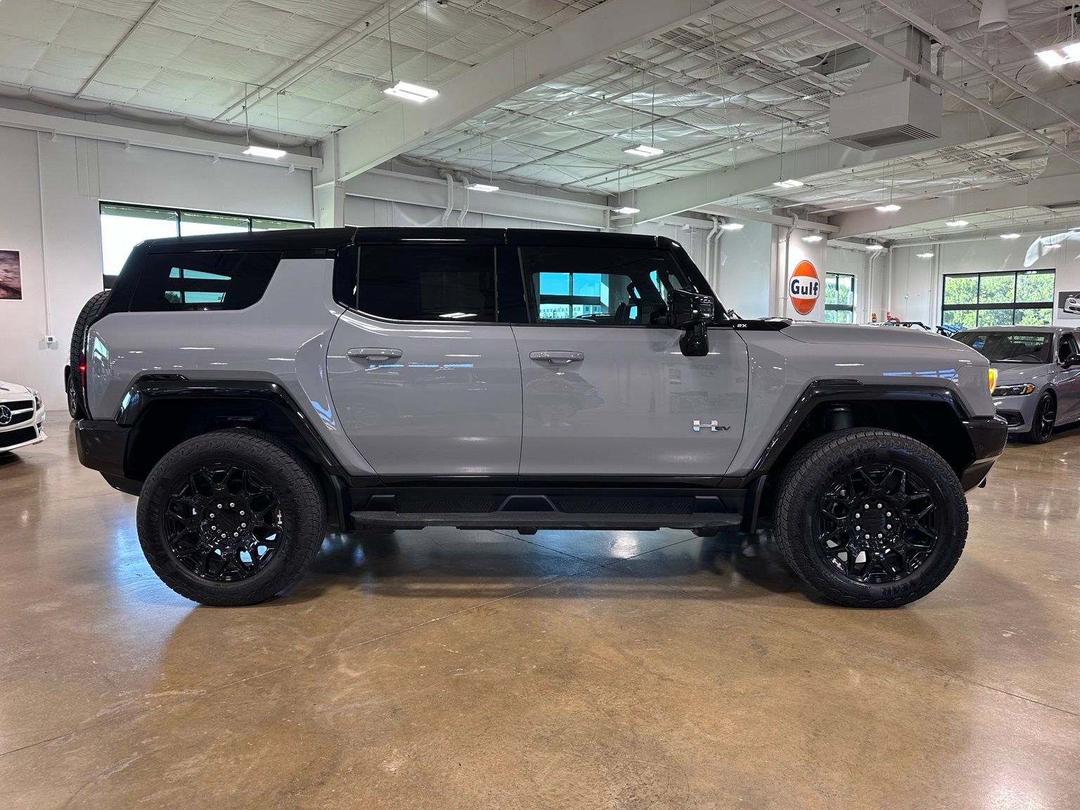 Used 2026 GMC Hummer EV SUV AWD/4WD image 9