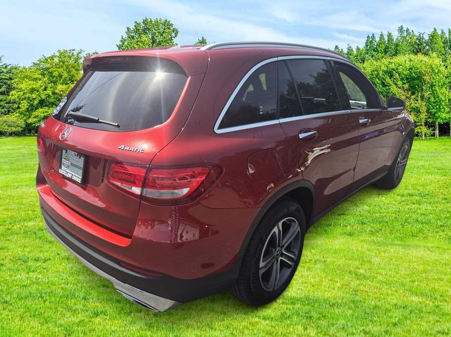 Used 2017 Mercedes-Benz GLC 300 4MATIC image 8