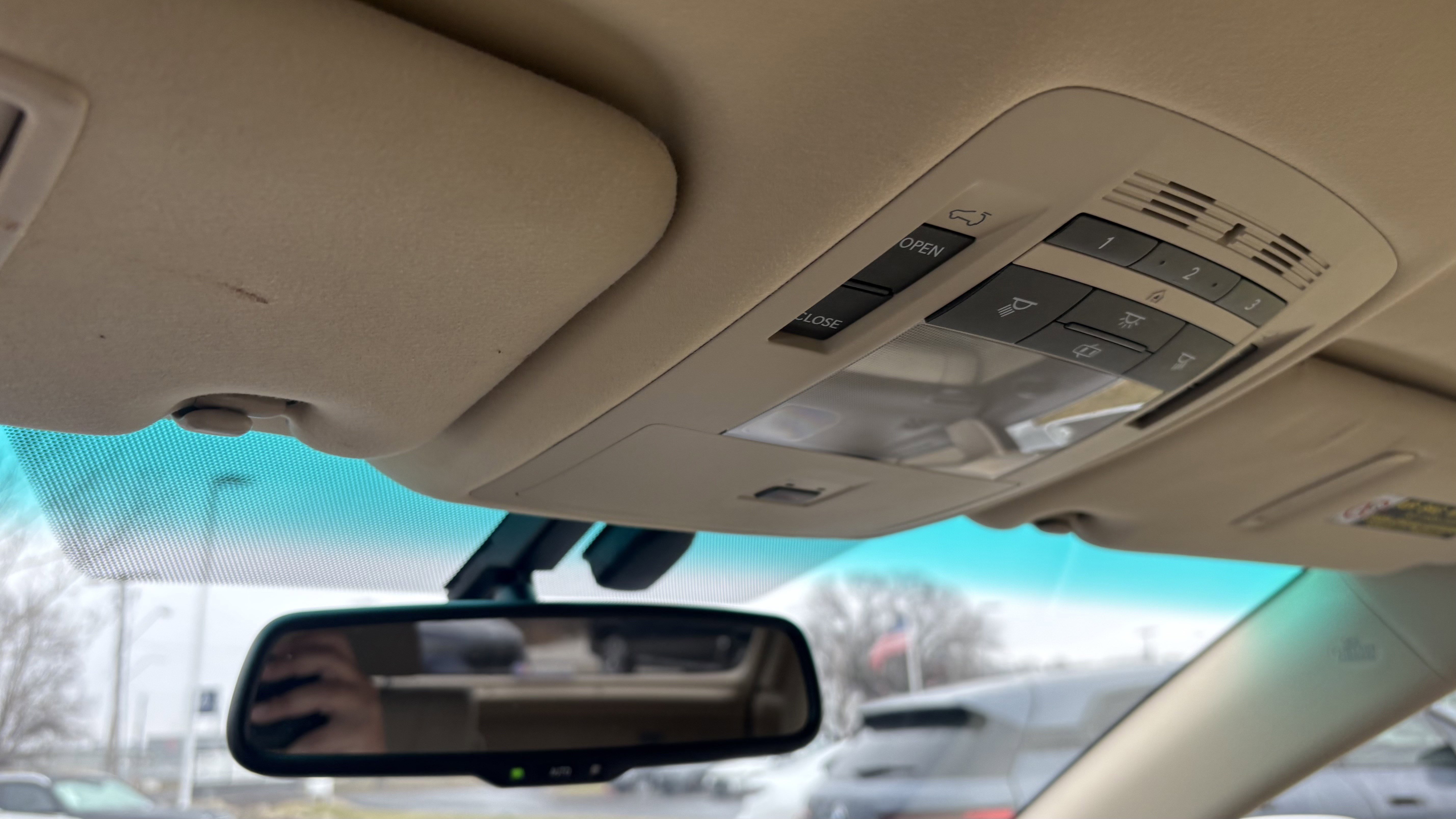 Used 2012 Lexus RX 450h AWD image 27