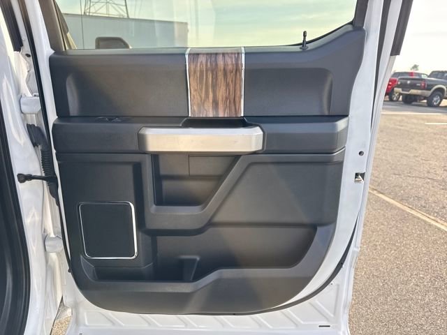 Used 2020 Ford F150 Lariat w/ Equipment Group 501A Mid image 16