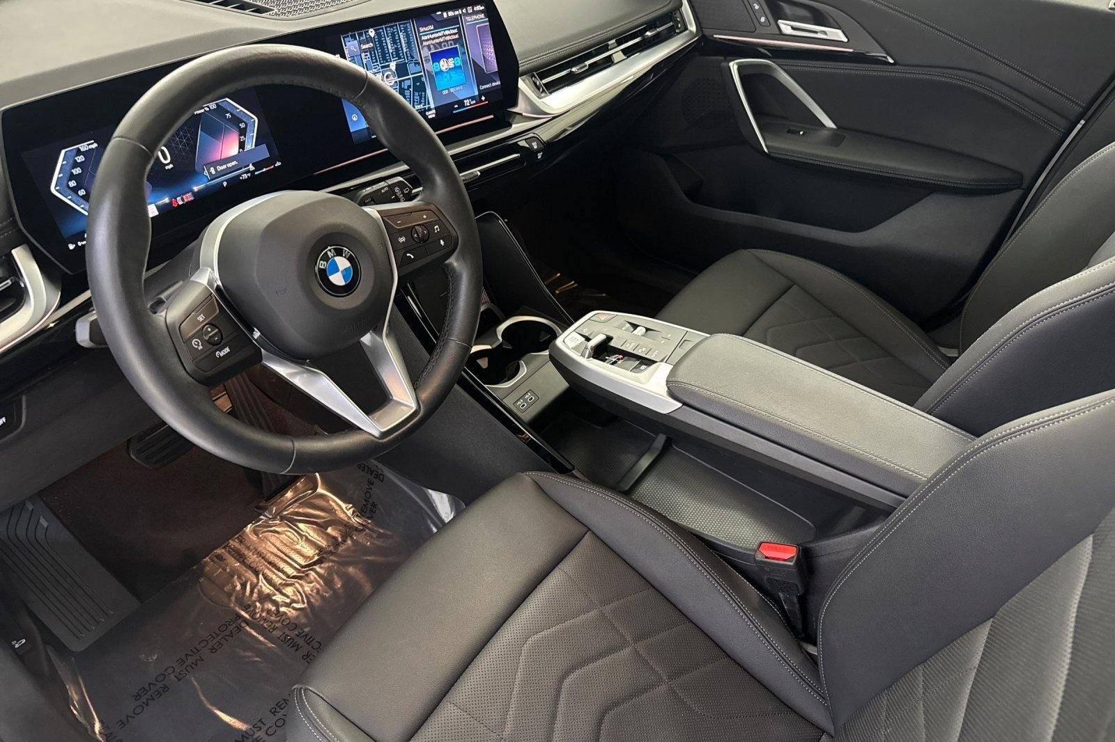 Certified 2023 BMW X1 xDrive28i w/ Convenience Package AWD/4WD image 4