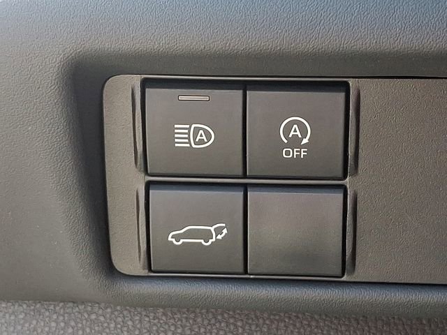 Used 2024 Toyota Highlander LE image 26