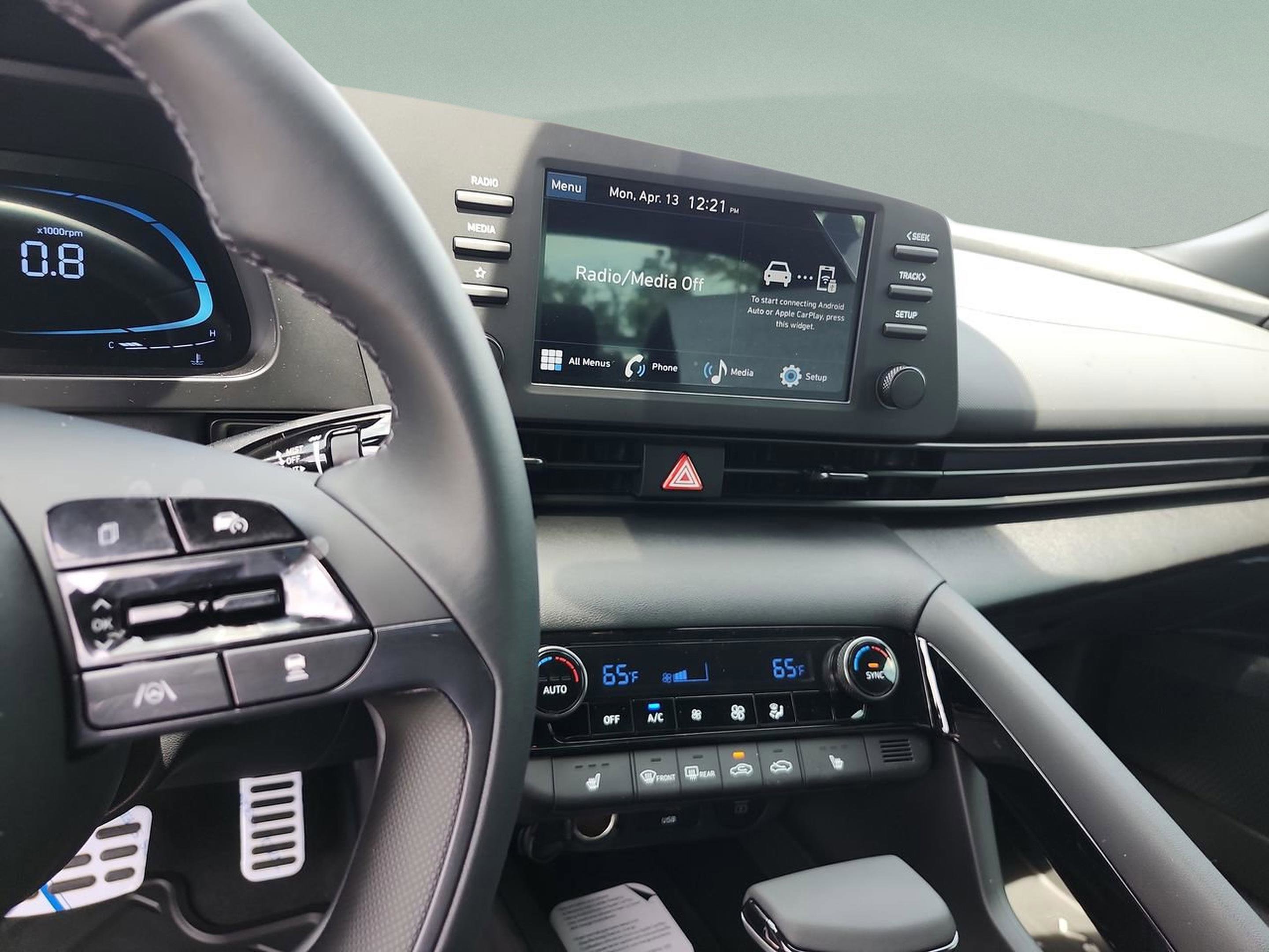 New 2026 Hyundai Elantra SEL Sport Premium FWD image 11