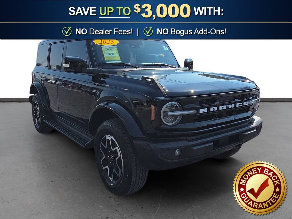 Used 2025 Ford Bronco Outer Banks AWD/4WD image 10