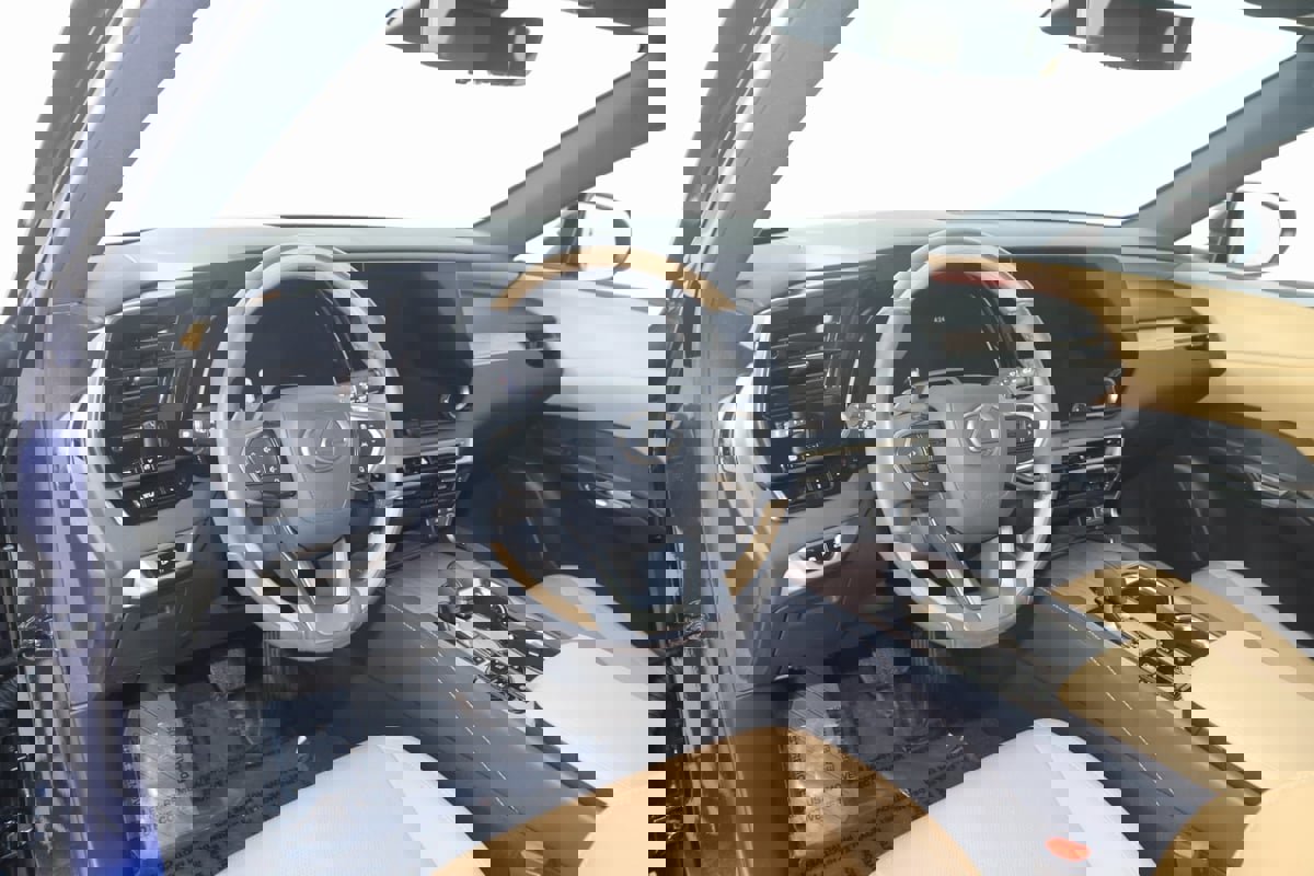 Used 2024 Lexus RX 350 Premium image 28