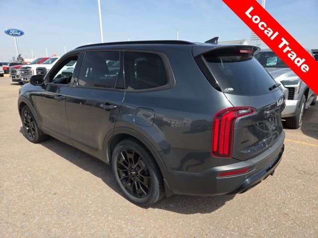 Used 2022 Kia Telluride SX w/ SX Prestige Package AWD/4WD image 3