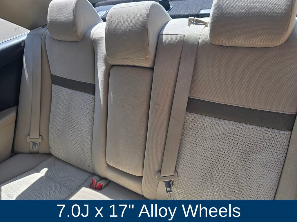 Used 2013 Toyota Camry XLE FWD image 16