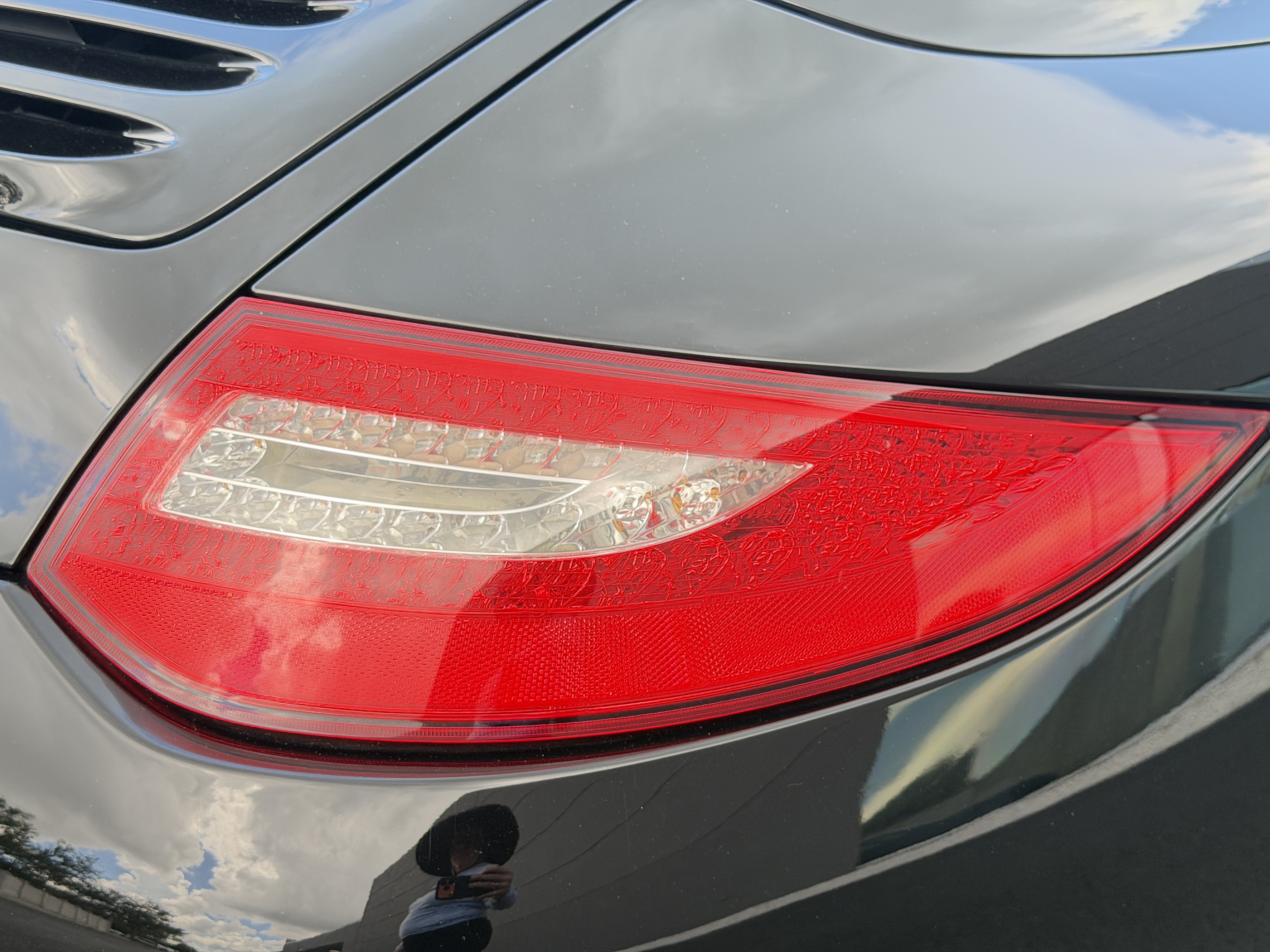Used 2009 Porsche 911 Carrera RWD image 14