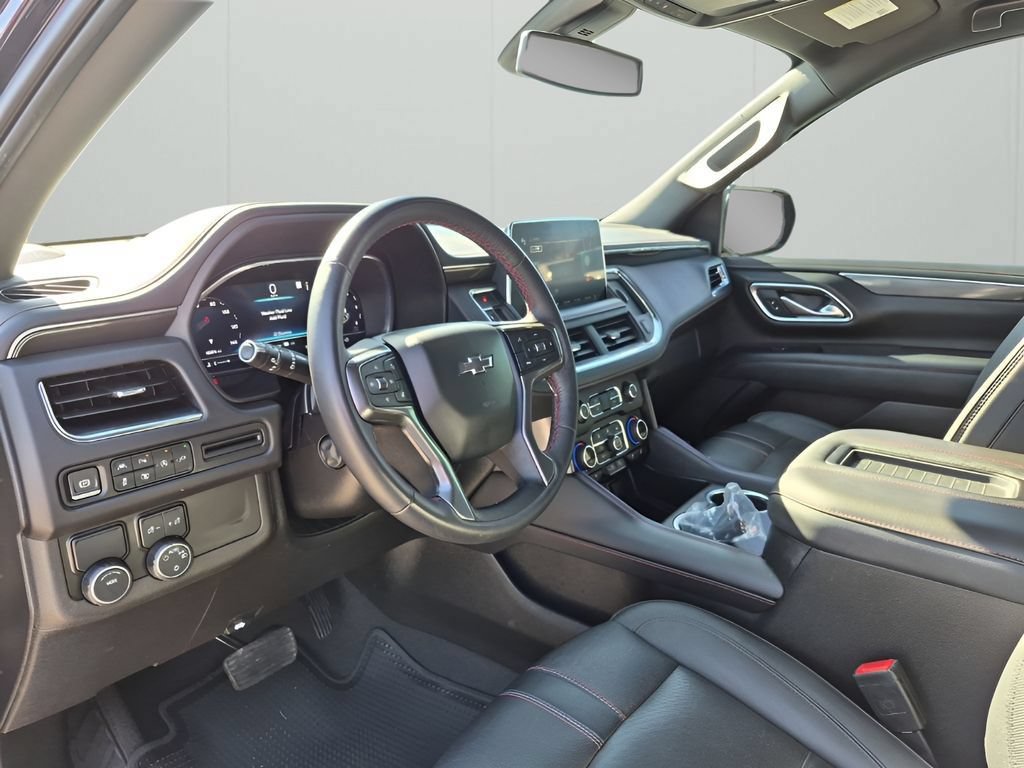 Used 2022 Chevrolet Suburban RST w/ Luxury Package RWD image 30