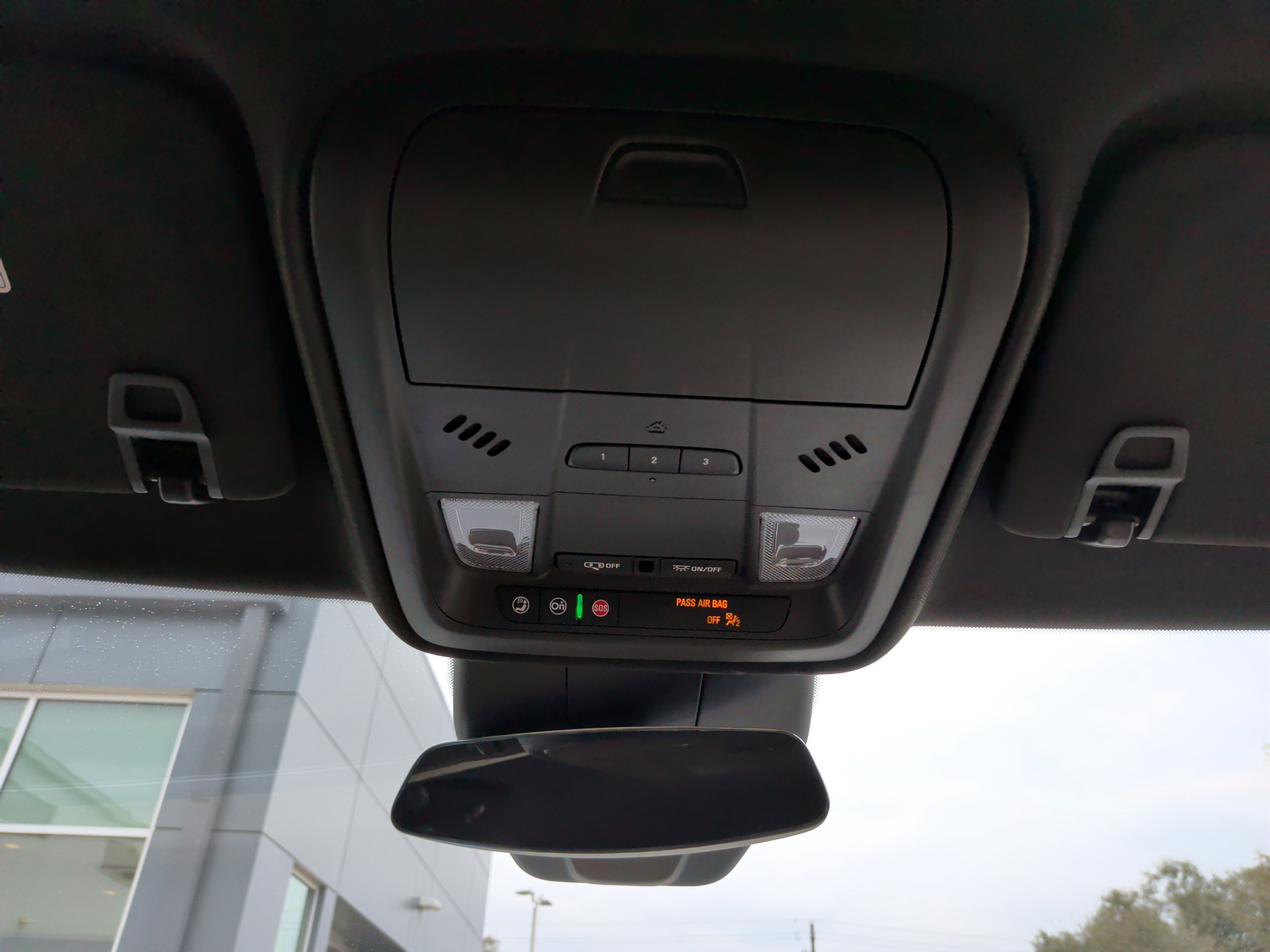 Used 2025 Cadillac XT4 Premium Luxury image 27