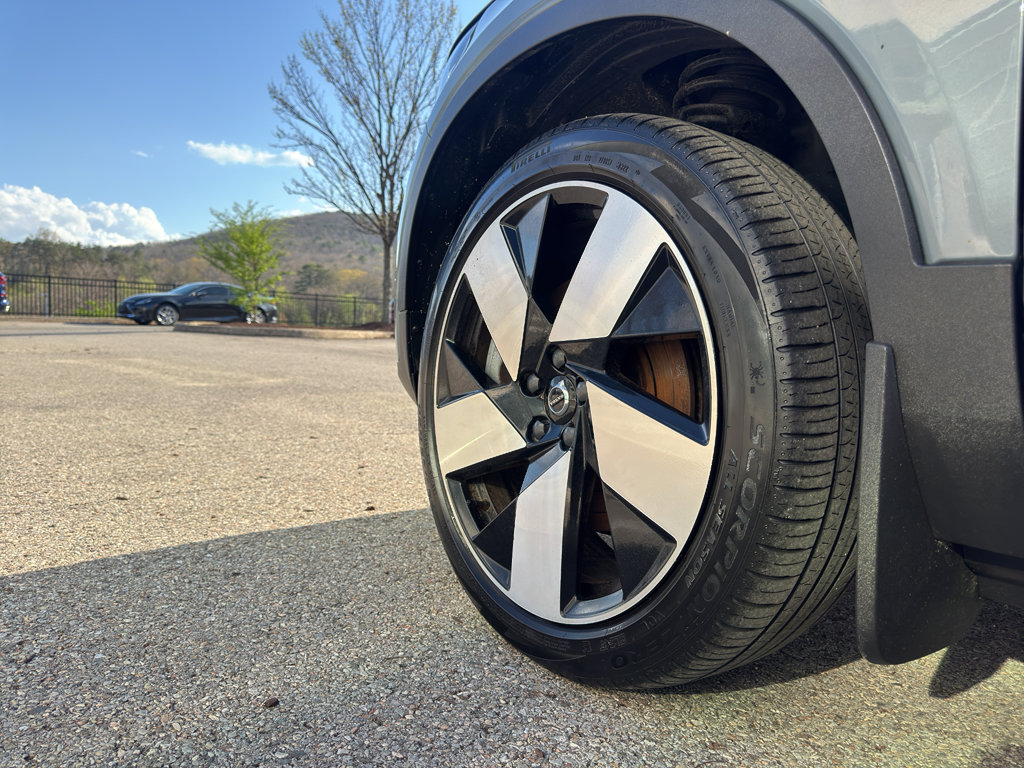 Used 2023 Volvo C40 P8 Recharge Ultimate w/ Protection Package Premier image 5