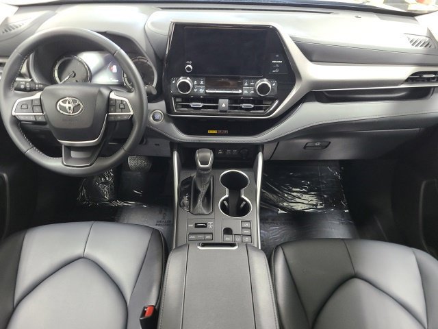 Used 2026 Toyota Highlander XLE AWD/4WD image 22
