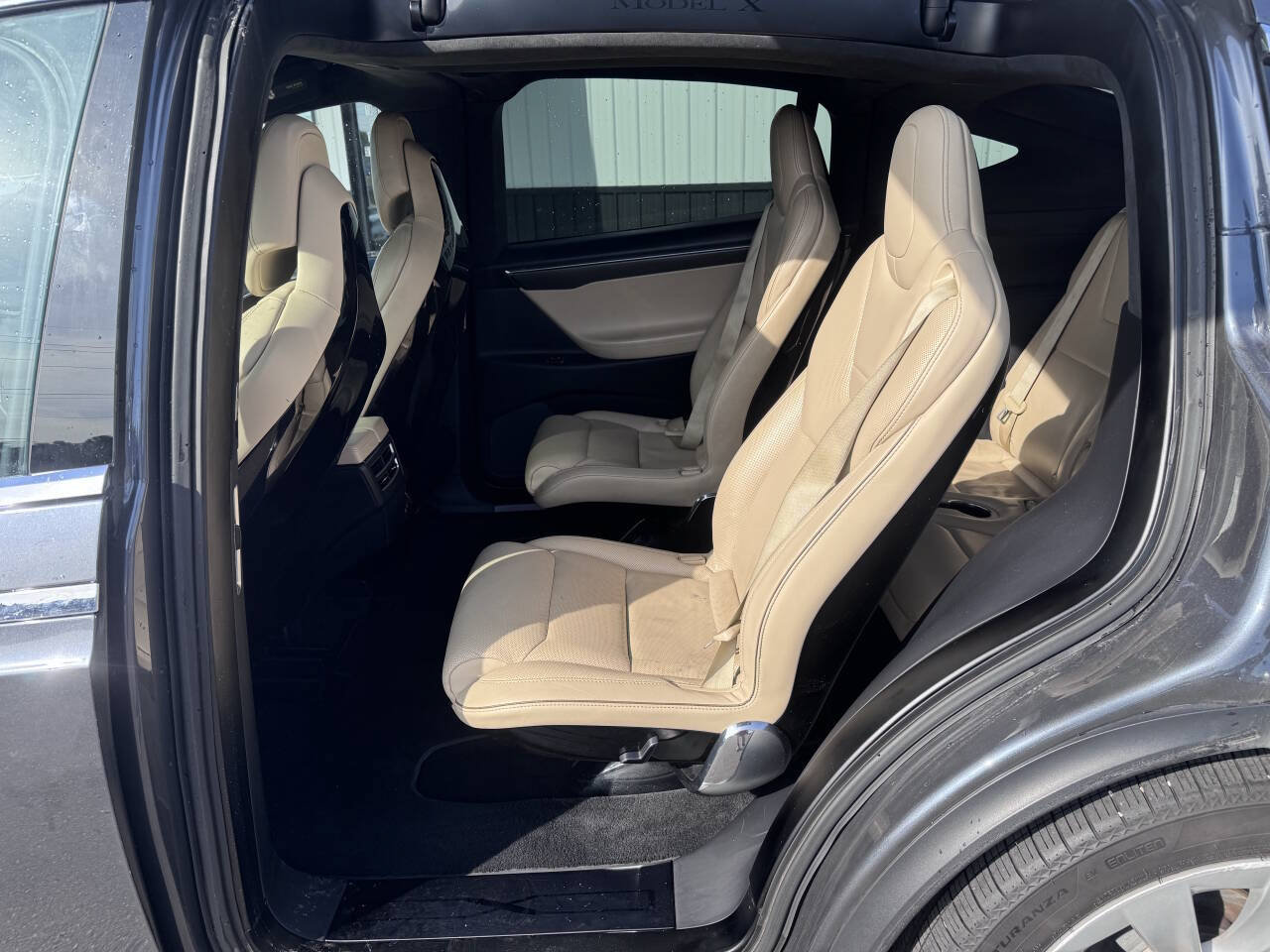 Used 2016 Tesla Model X 90D AWD/4WD image 16