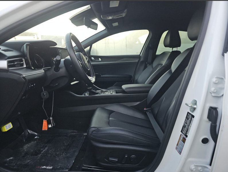 Used 2024 Kia K5 GT-Line w/ GT-Line Premium Package FWD image 9