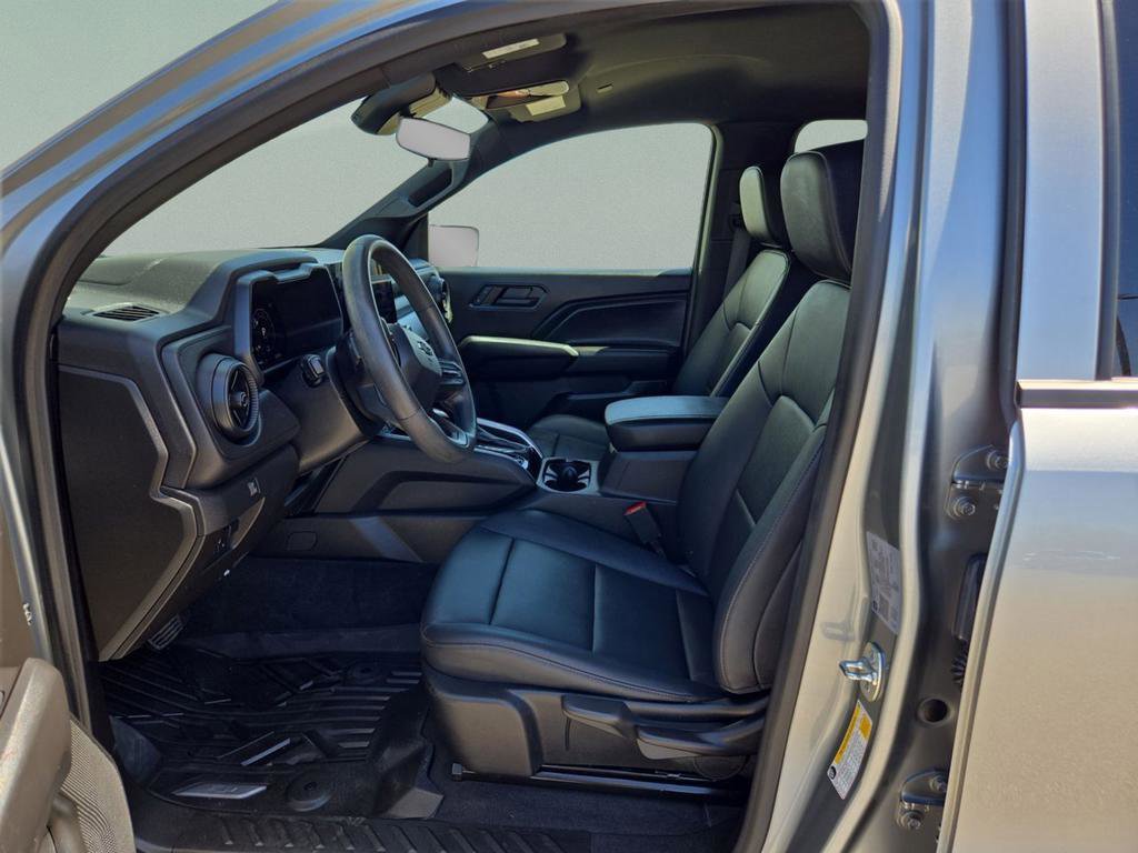 Used 2024 Chevrolet Colorado Trail Boss w/ Advanced Trailering Package image 23