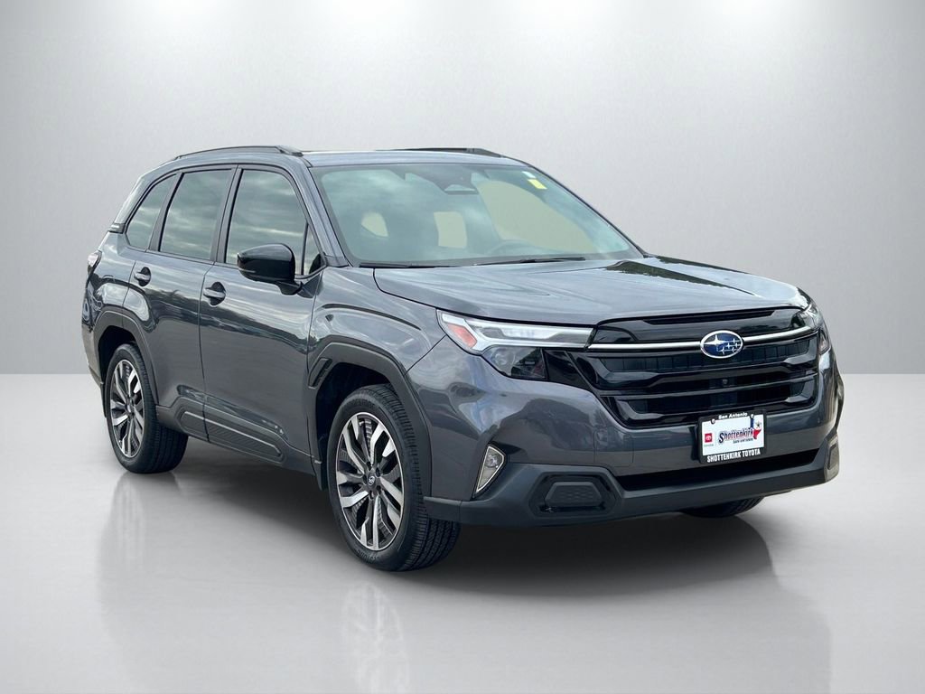 Used 2025 Subaru Forester Touring image 3