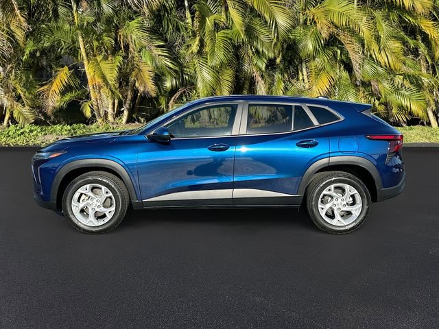 Used 2024 Chevrolet Trax LS w/ LS Convenience Package FWD image 8